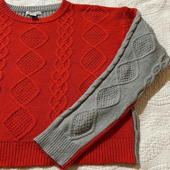 Nordstrom Color Block Crop Sweater. Size L 10/12 - Picture 9 of 10